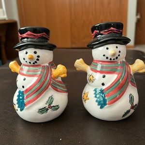 Sango Sweet Shoppe snowman salt/pepper shakers
